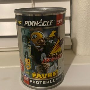 NFL Green Bay Packers Pinnacle 97 Brett Favre football cards can